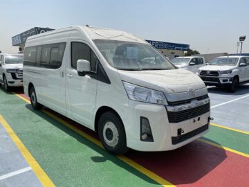 Toyota HiAce High Roof 3.5L Tourism Bus
