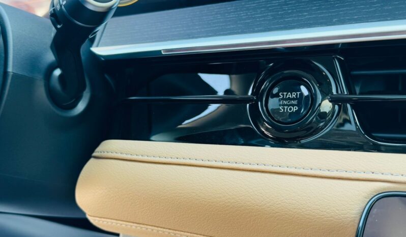 
								Infiniti QX80 full									