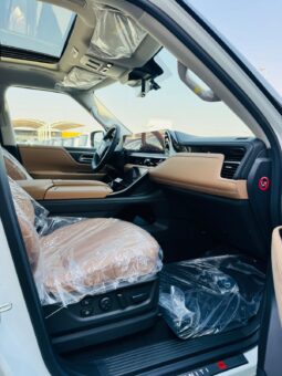 
										Infiniti QX80 full									