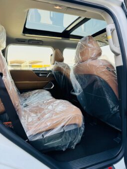 
										Infiniti QX80 full									