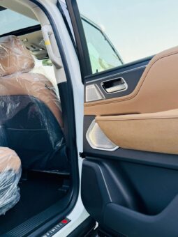 
										Infiniti QX80 full									
