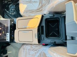 
										Infiniti QX80 full									