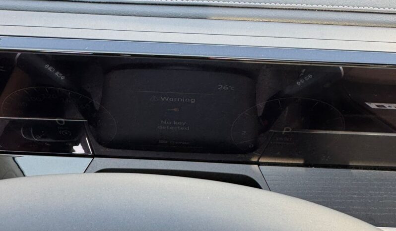 
								Infiniti QX80 full									